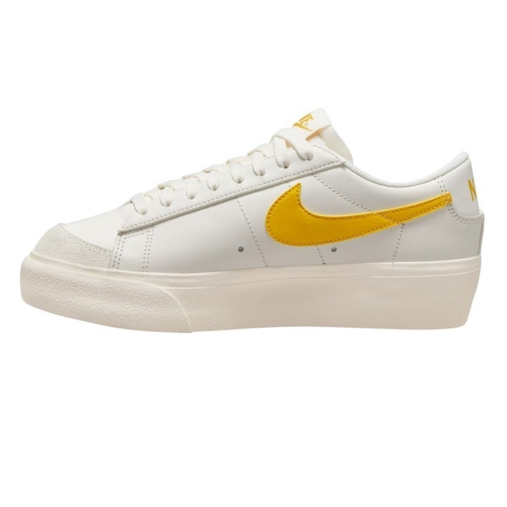 Nike Women’s Blazer Low Platform Sneaker size 8.5 - Picture 4 of 11